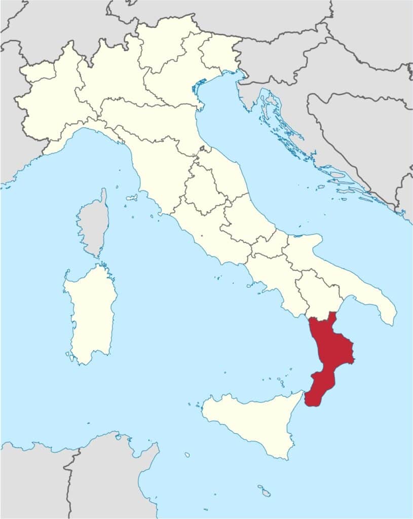 Calabria location in Italy - map
